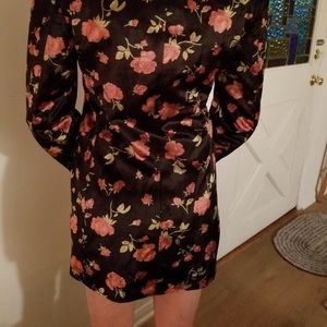 J&ANS Dolce & Gabbana Velvet Rose Size 28/42